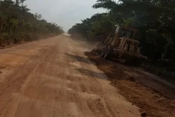 Reparación de Carretera que conduce a Cooperativa Salama